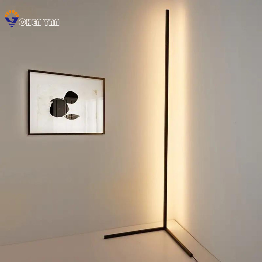 Floor Lamp Tripod - Lampada da terra angolare RGB da