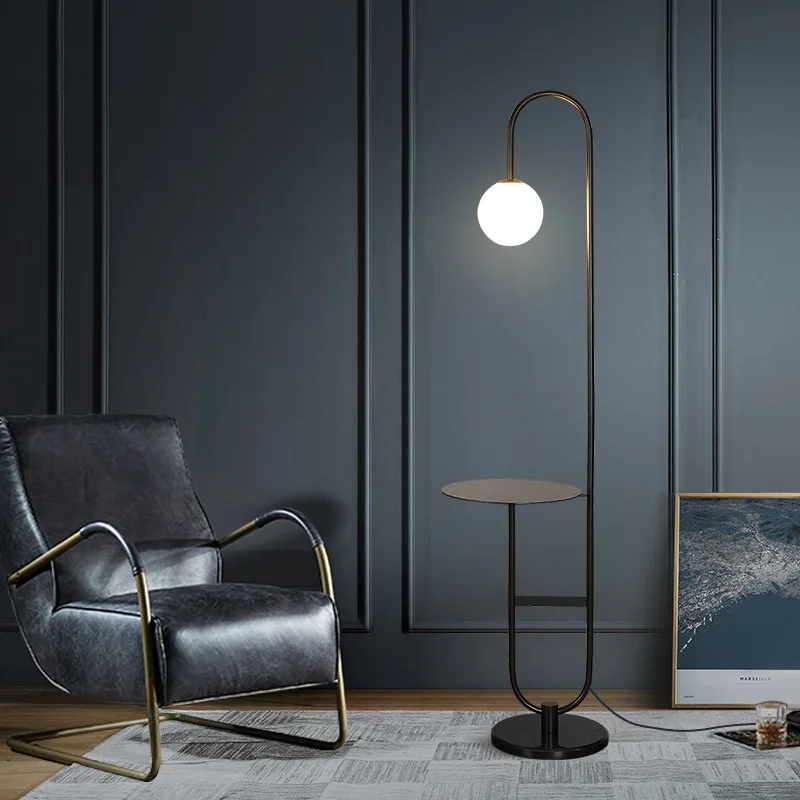 Lampada da terra moderna a LED - Floor Lamp Tripod recensione e prezzo
