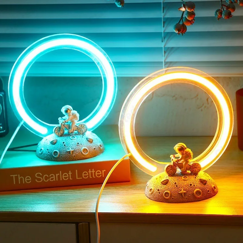 Lampada Notturna LED Creativa  - Decor Lighting Fixtures recensione e prezzo