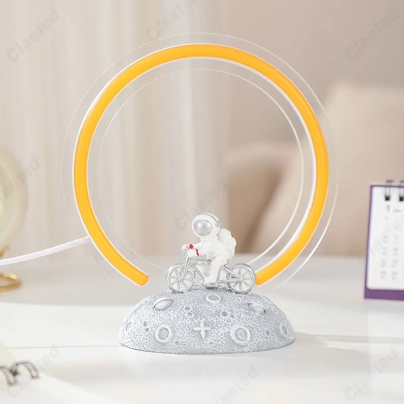 Lampada Notturna LED Creativa  - Decor Lighting Fixtures recensione e prezzo