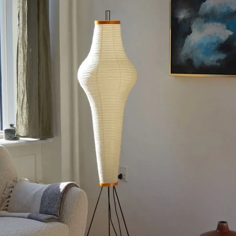 Lampada da terra giapponese Ak - Floor Lamp Tripod recensione e prezzo