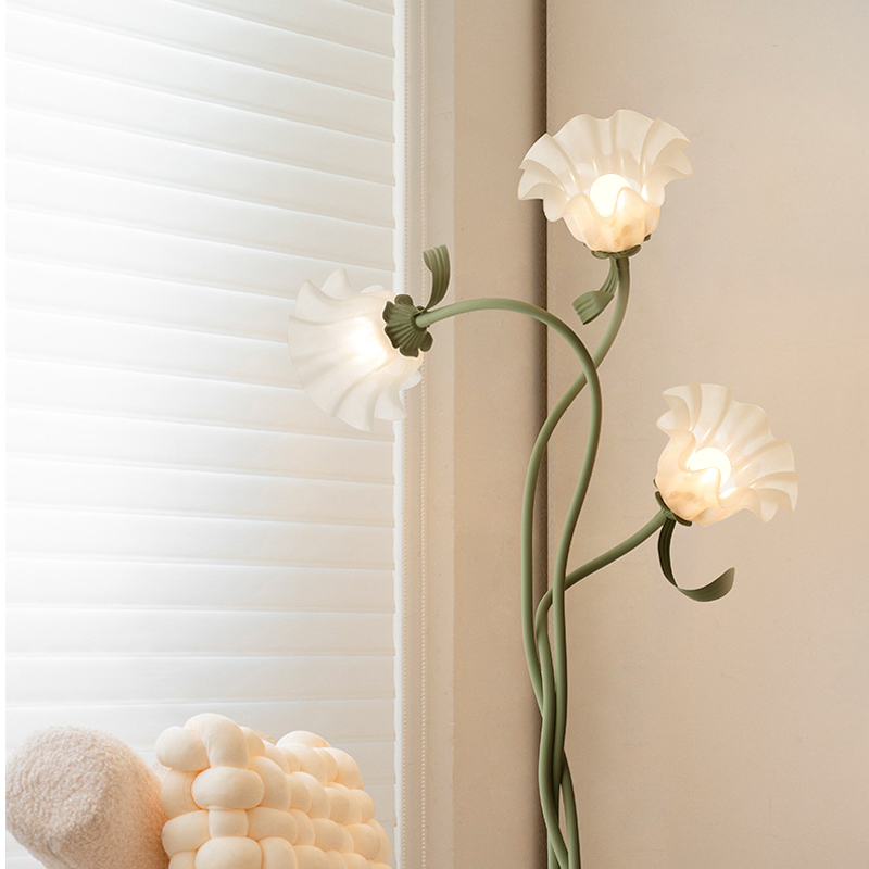 Lampada da terra a fiori, E26  - Floor Lamp Tripod recensione e prezzo