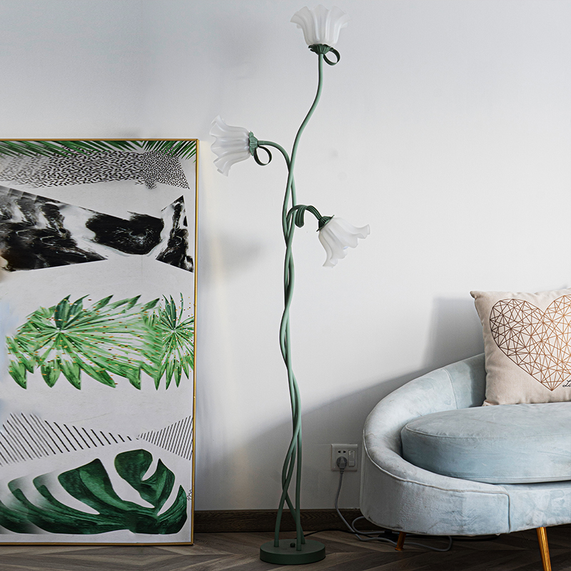 Lampada da terra a fiori, E26  - Floor Lamp Tripod recensione e prezzo